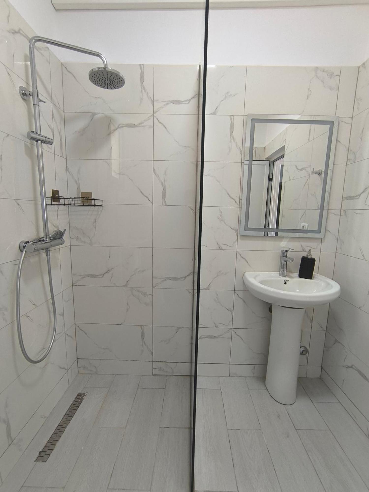 Kaful Apartments Qeparo Luaran gambar